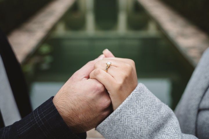 Wedding couple in Málaga's historic city centre
