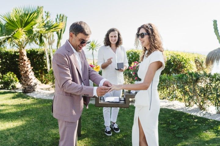 outdoor moments - Paulis & Laura - Summer wedding in Tikitano Beach Restaurant & Lounge, Estepona