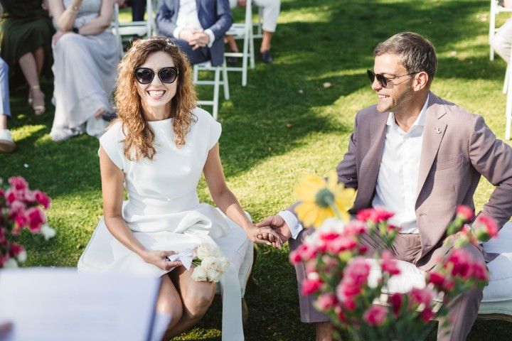 getting ready - Paulis & Laura - Summer wedding in Tikitano Beach Restaurant & Lounge, Estepona