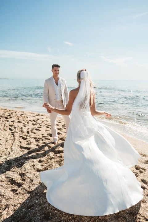 outdoor moments - Arthur & Dace - Summer wedding in Benalmádena Coast, Benalmádena