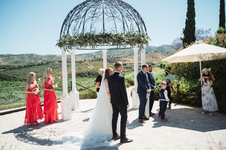 couple portraits - Johan & Louise - Summer wedding in Cortijo Bravo, Málaga