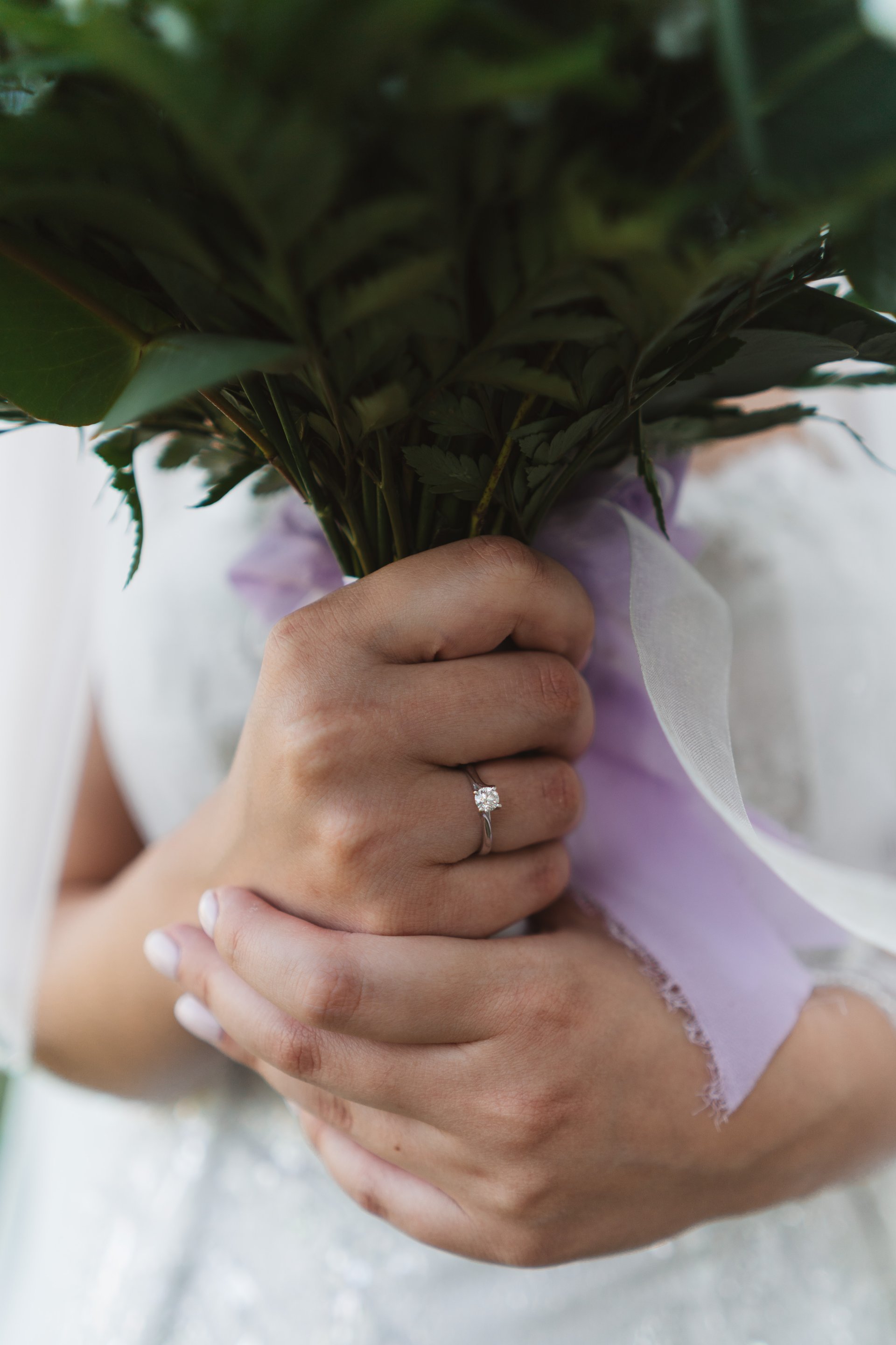 Wedding film stills in Málaga in natural light