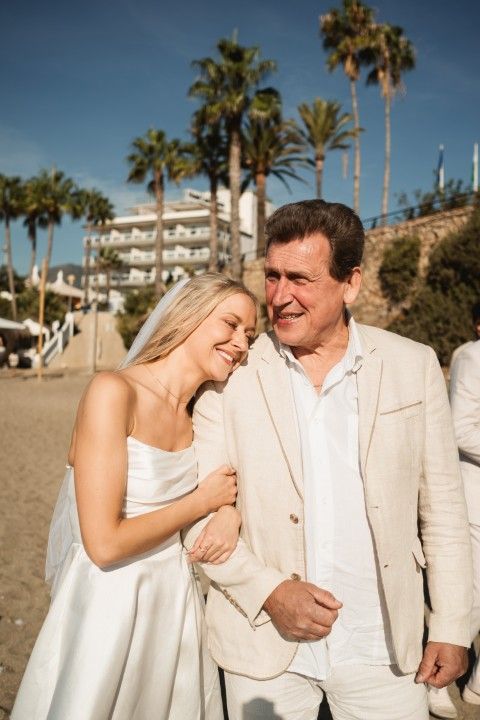 first dance - Arthur & Dace - Summer wedding in Benalmádena Coast, Benalmádena