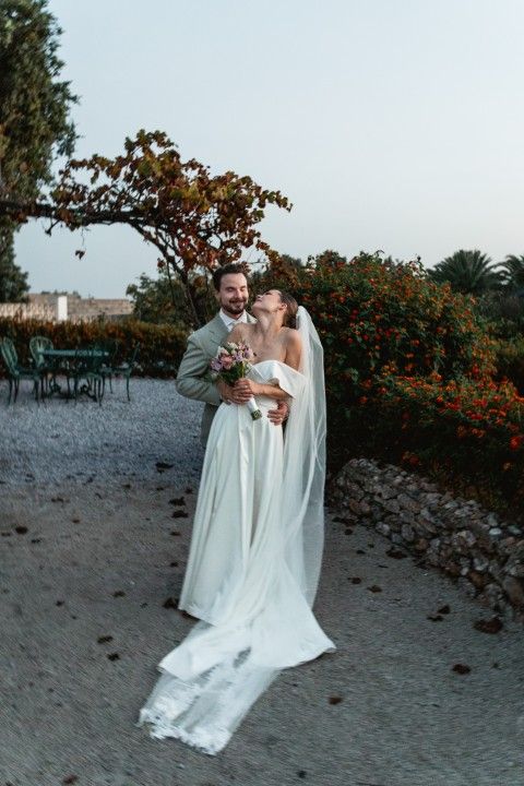 first dance - Miirka & Milla - Summer wedding in Roca Rara, Nerja