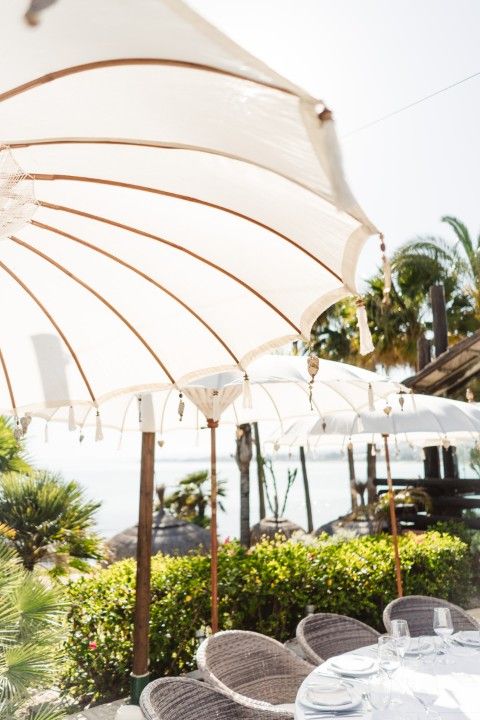 outdoor moments - Paulis & Laura - Summer wedding in Tikitano Beach Restaurant & Lounge, Estepona