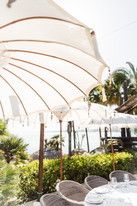 outdoor moments - Paulis & Laura - Summer wedding in Tikitano Beach Restaurant & Lounge, Estepona