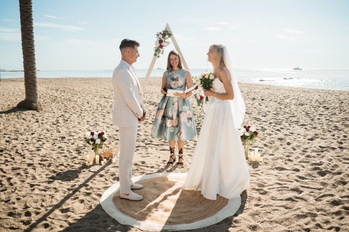 candid moment - Arthur & Dace - Summer wedding in Benalmádena Coast, Benalmádena