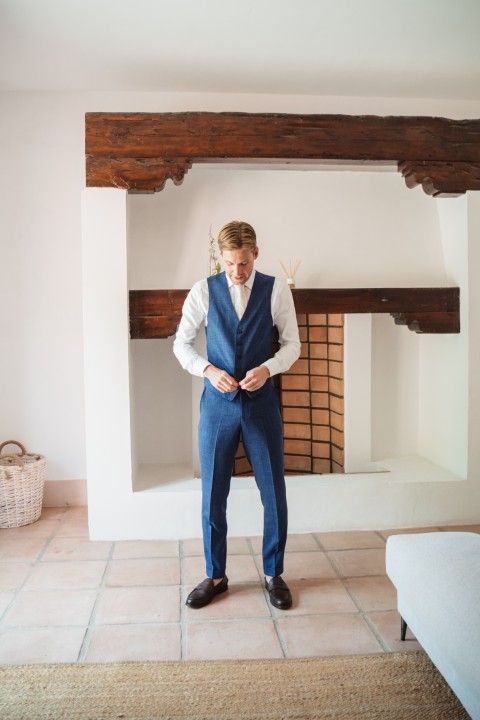 natural light portrait - Jeffrey & Elise - Spring wedding in Finca La Familia Naranja, Málaga