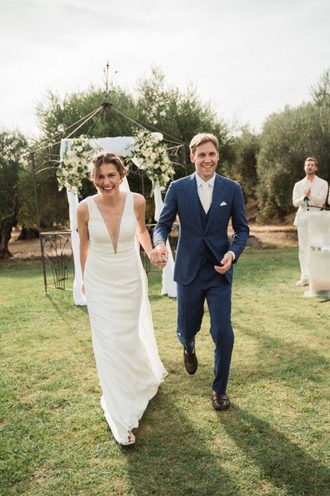 family and guests - Jeffrey & Elise - Spring wedding in Finca La Familia Naranja, Málaga