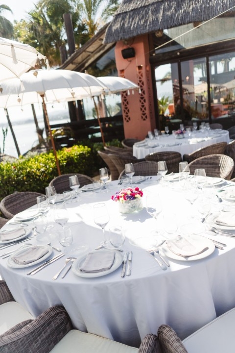 getting ready - Paulis & Laura - Summer wedding in Tikitano Beach Restaurant & Lounge, Estepona