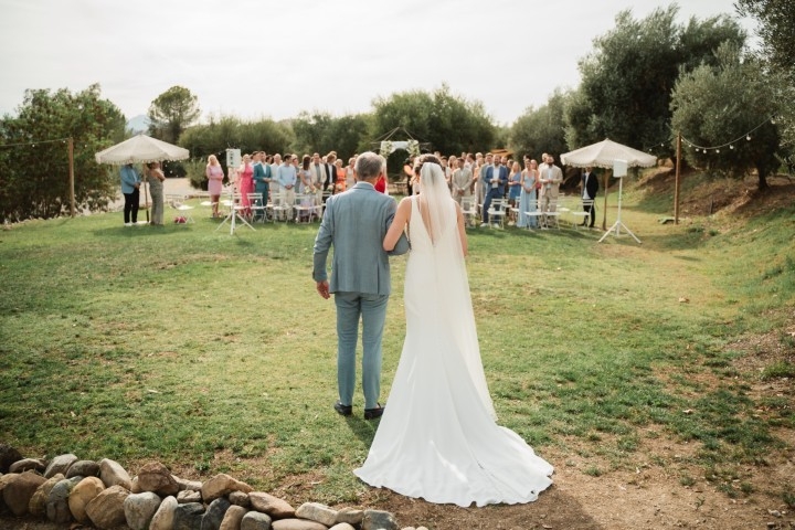 Wedding photography in Costa del Sol in natural light, during the ceremony